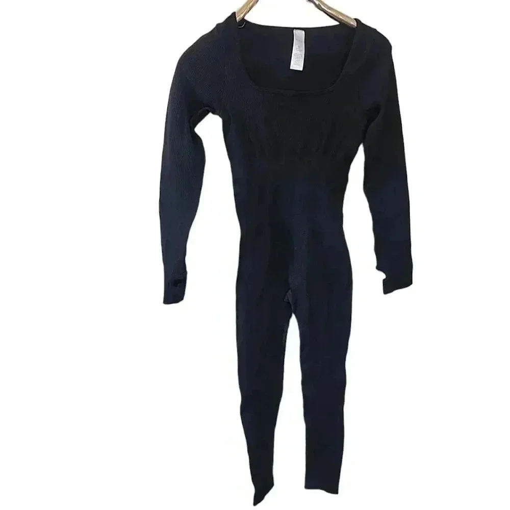Soo slick long sleeve ribbed  Tummy Control Square Neck Ribbed  Jumpsuit.  Med